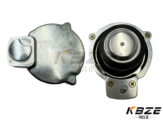KOMATSU 17A-60-11310 17A6011310 Z 2 kluczami hydrauliczne zbiornik oleju kapelusz / oddychacz powietrza zamiennik dla KOMATSU PC200-6/7/8